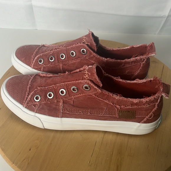 Blowfish Malibu Sneakers Women’s Size 10 New WOB - Picture 5 of 10